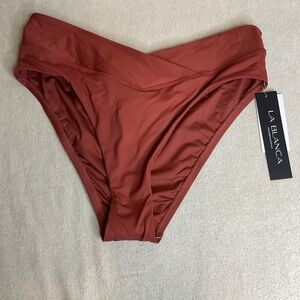 La Blanca‎ Island Goddess Twisted Bikini Bottom Cinnamon Color Mid-Rise Size 8